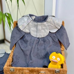 پیراهن نقره ای گلبرگ