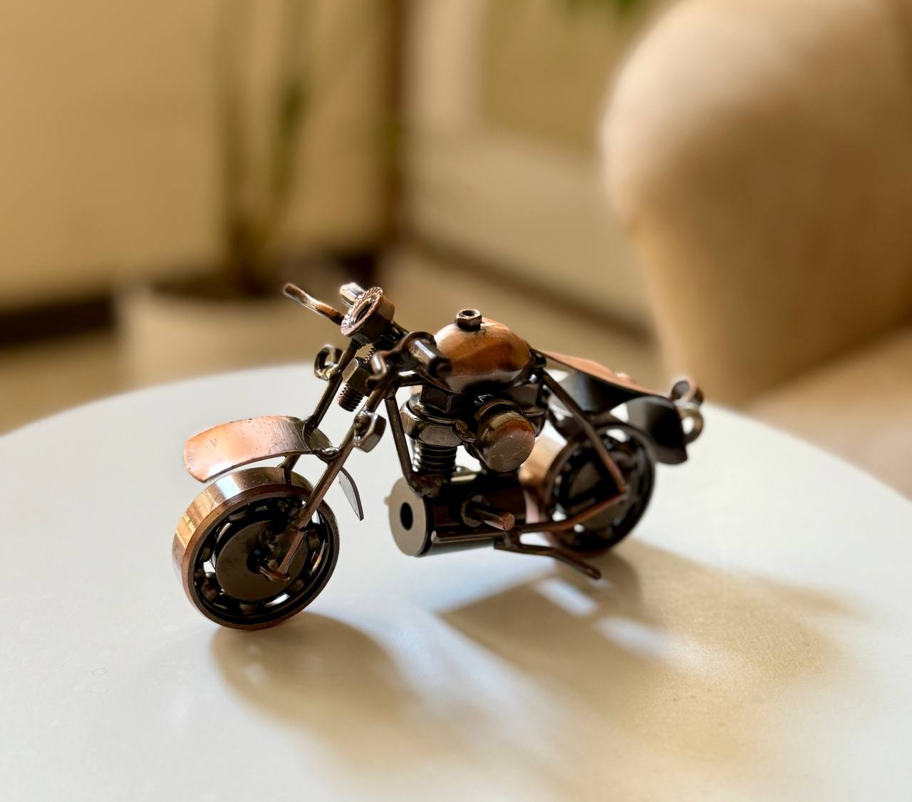 photo_5845885634923843318_y